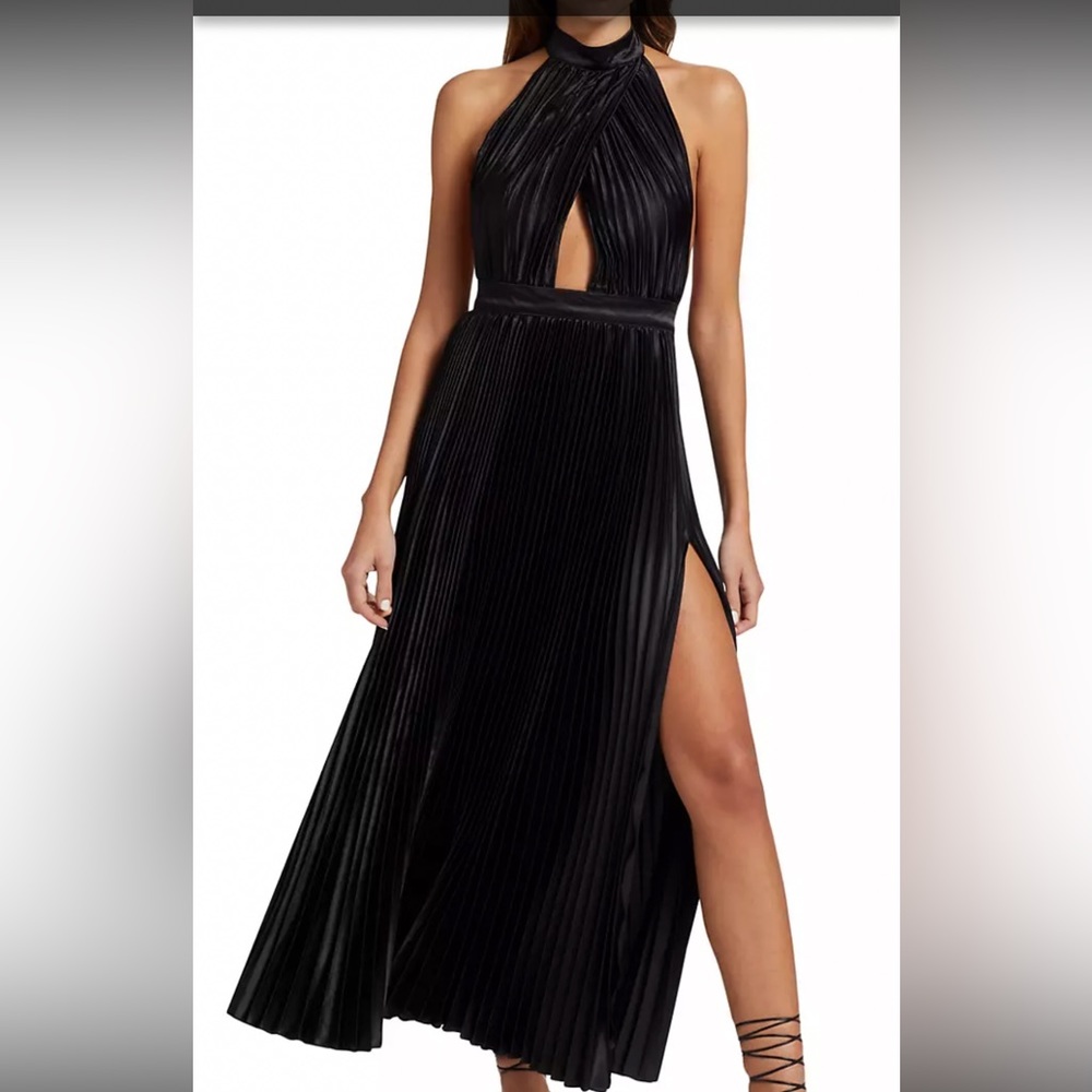 Lidee Renaissance Sleeveless Pleated Gown